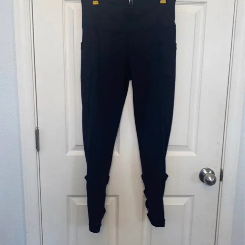 Women’s  Athleta leggings